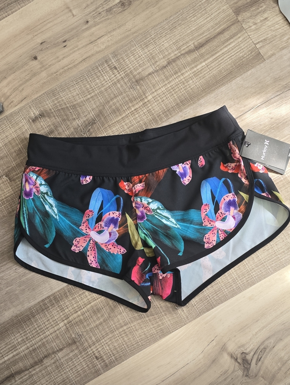 NWT Womens Hurley Phantom Orchid Beachrider Board Shorts